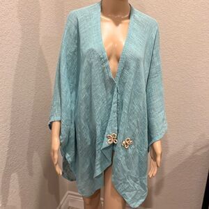 Soft Surroundings gauze type sea foam color poncho